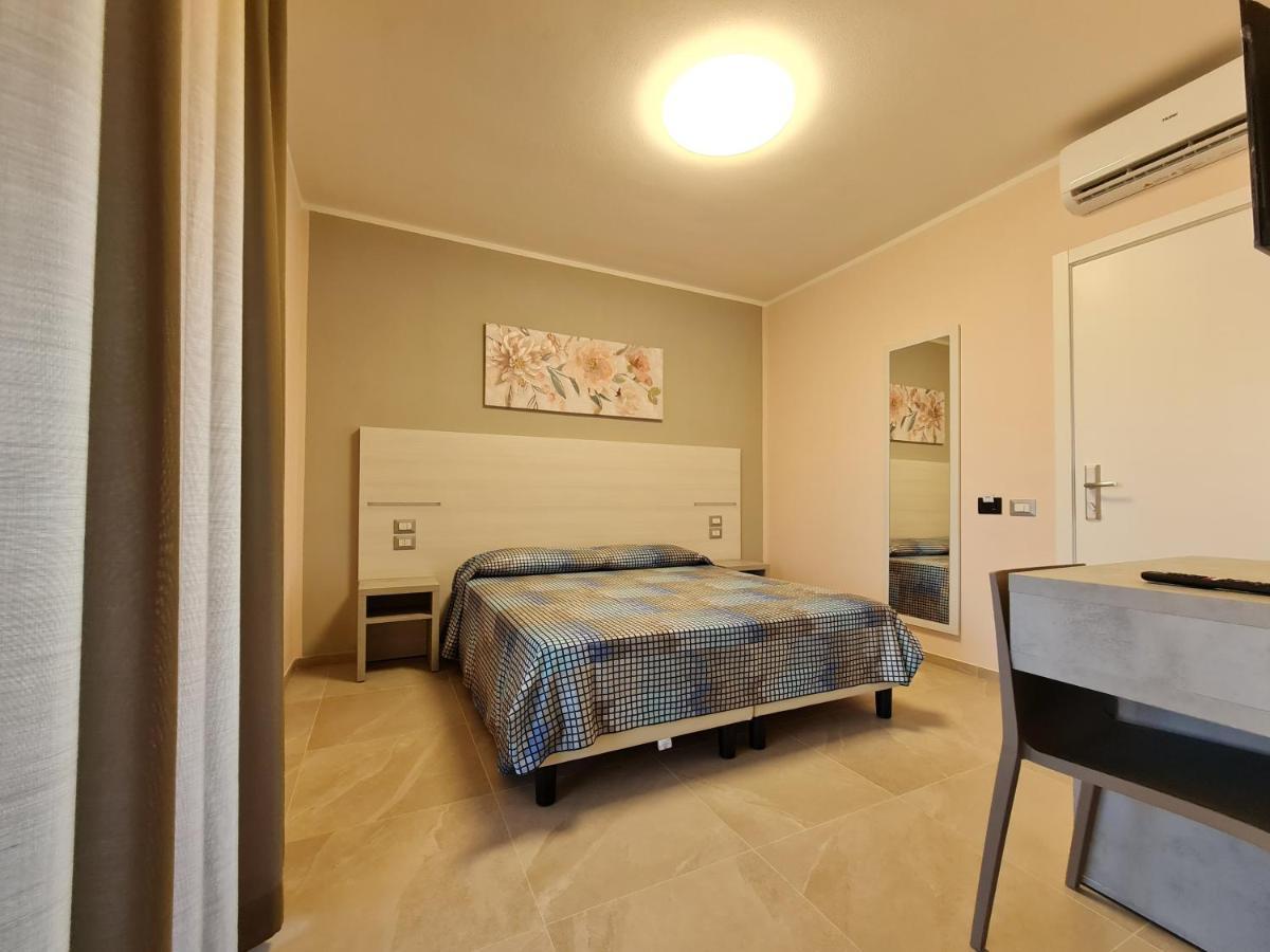 Il Risveglio Di Pula Domo Hotel Szoba fotó