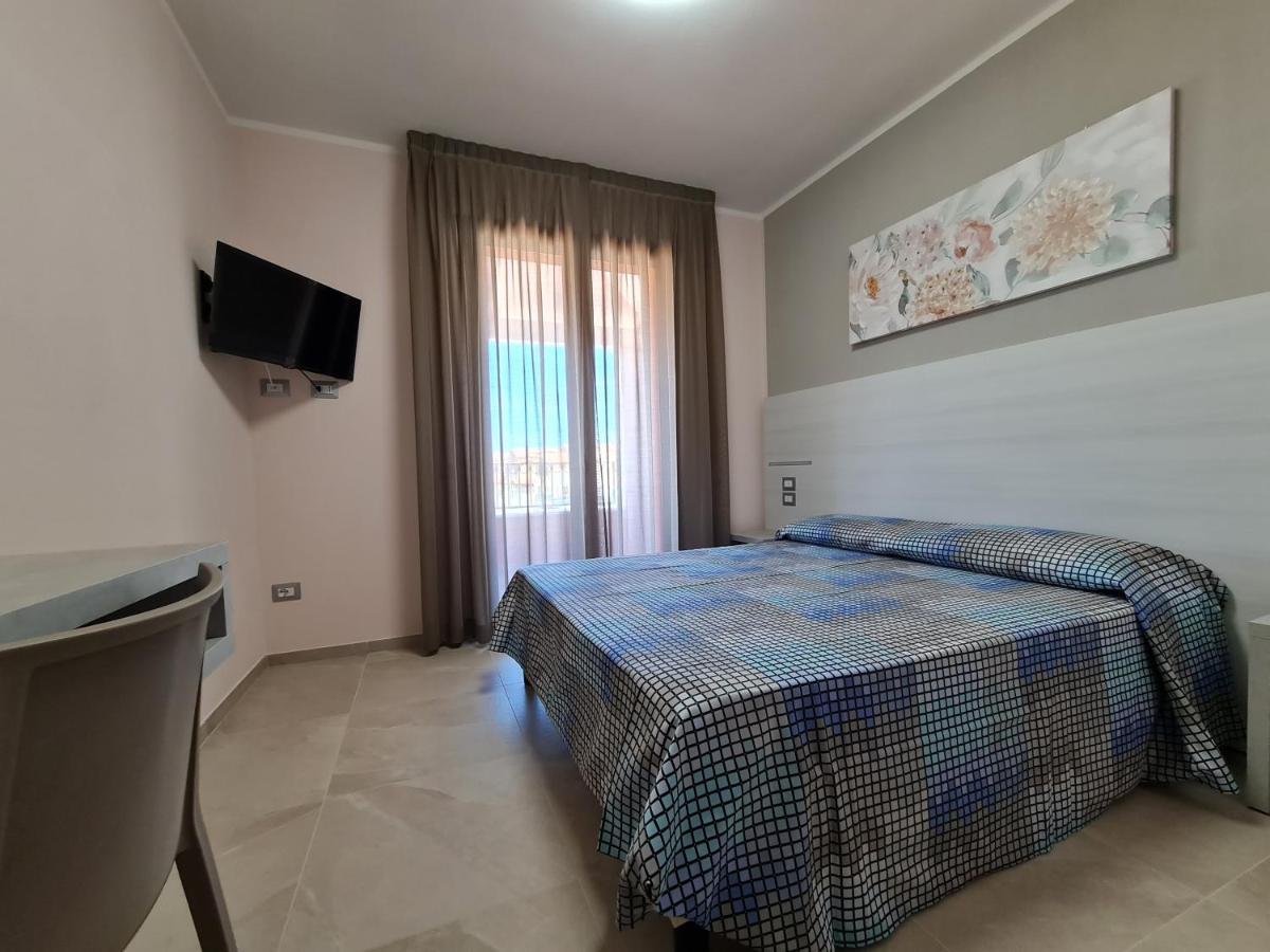 Il Risveglio Di Pula Domo Hotel Kültér fotó